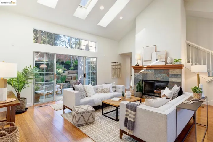 4747 Proctor Ave, Oakland, California 94618