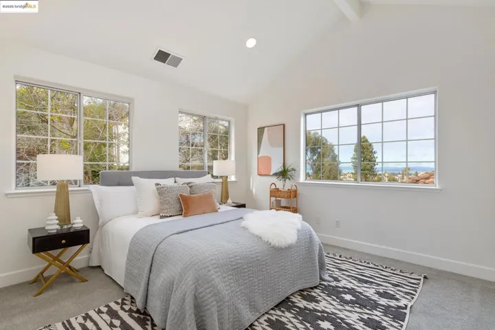 4747 Proctor Ave, Oakland, California 94618