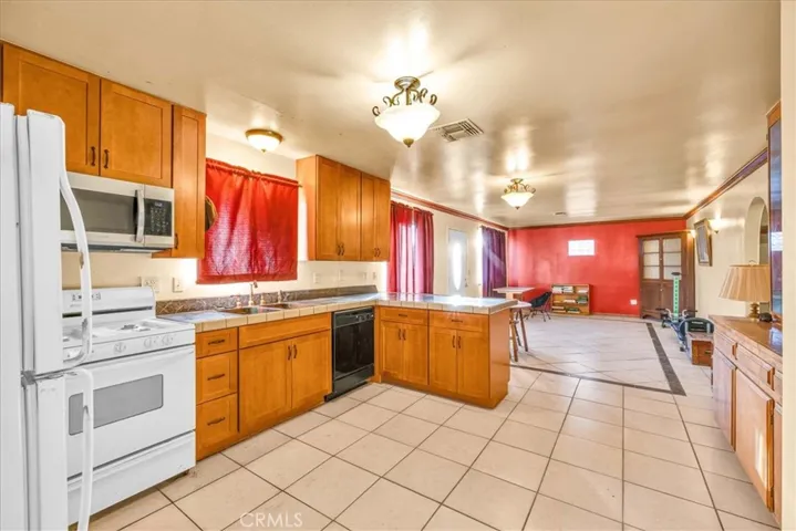 61630 Valley View Drive, Joshua Tree, California 92252