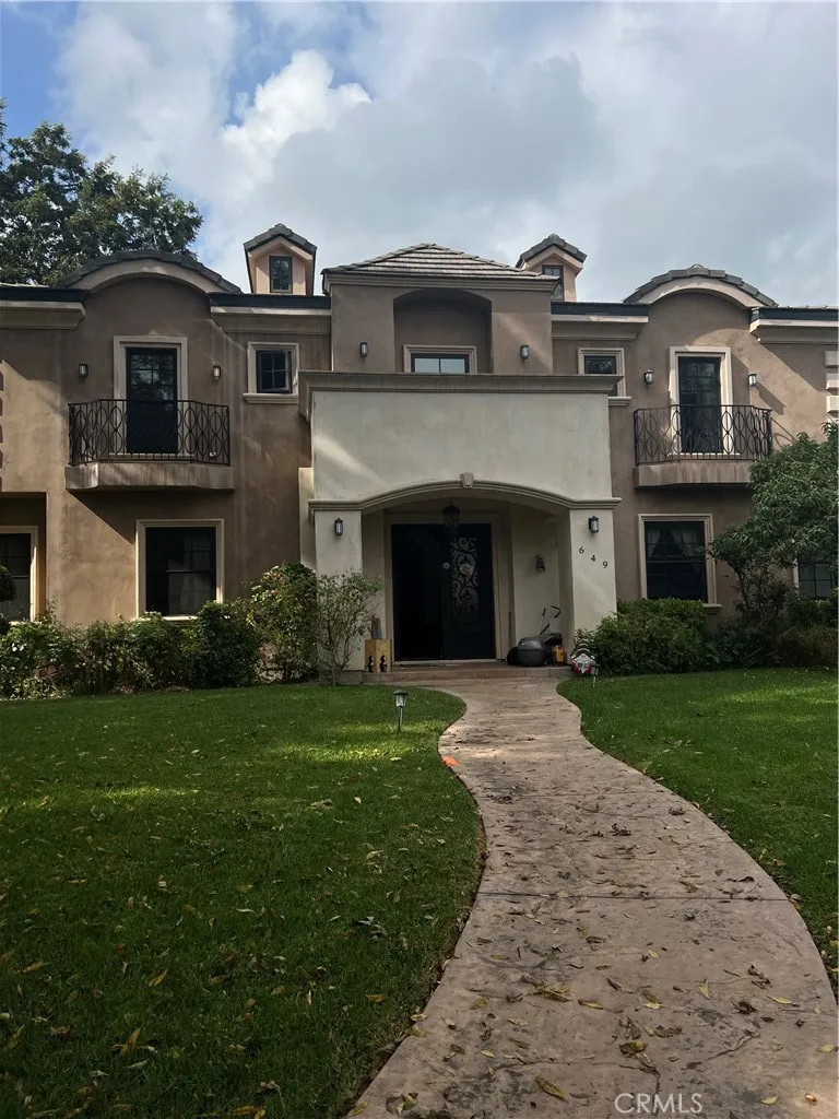 649 Michigan Boulevard, Pasadena, California 91107, 5 Bedrooms Bedrooms, ,5 BathroomsBathrooms,Residential,For Sale,Michigan,WS25029043