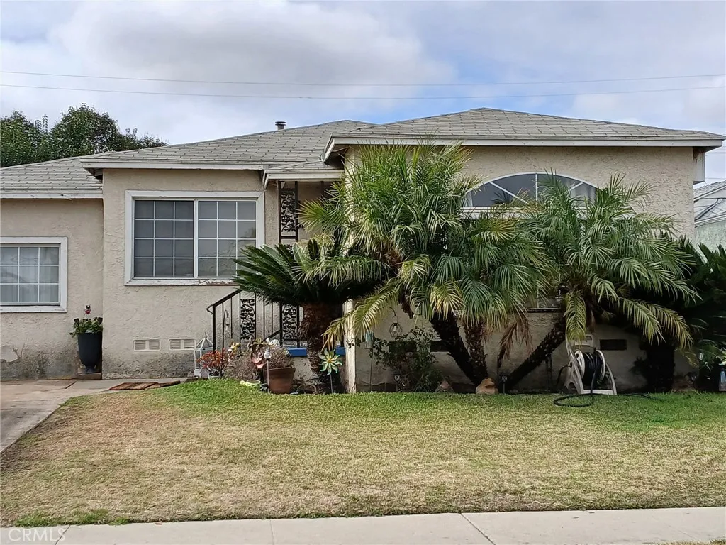 2207 N Anzac Avenue, Compton, California 90222 home-pic-0