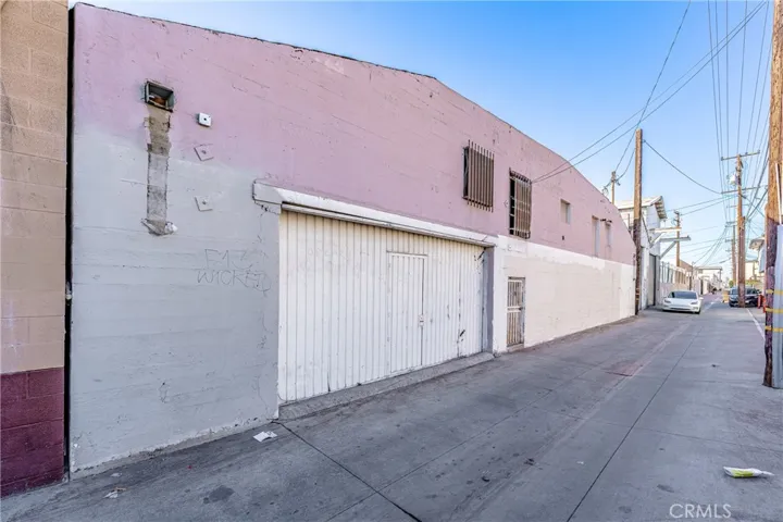 2801 E Slauson Avenue, Huntington Park, California 90255