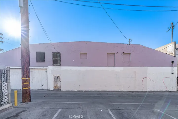 2801 E Slauson Avenue, Huntington Park, California 90255
