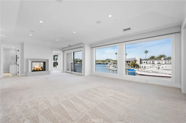 45 Linda Isle, Newport Beach, California 92660