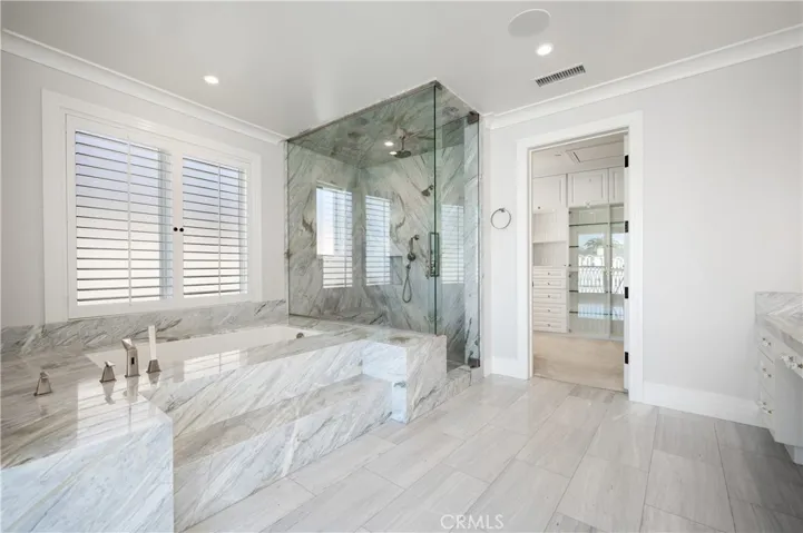 45 Linda Isle, Newport Beach, California 92660