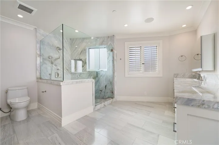 45 Linda Isle, Newport Beach, California 92660