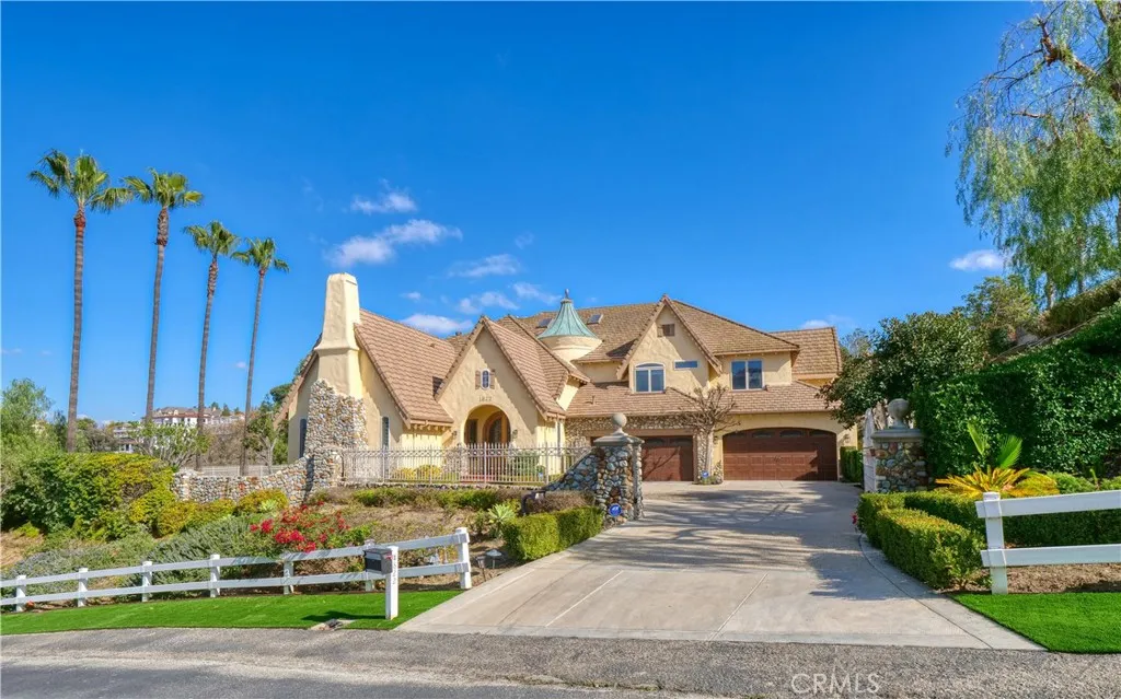 1822 Diamond Knoll Lane, Diamond Bar, California 91765, 6 Bedrooms Bedrooms, ,7 BathroomsBathrooms,Residential,For Sale,Diamond Knoll,TR25029175