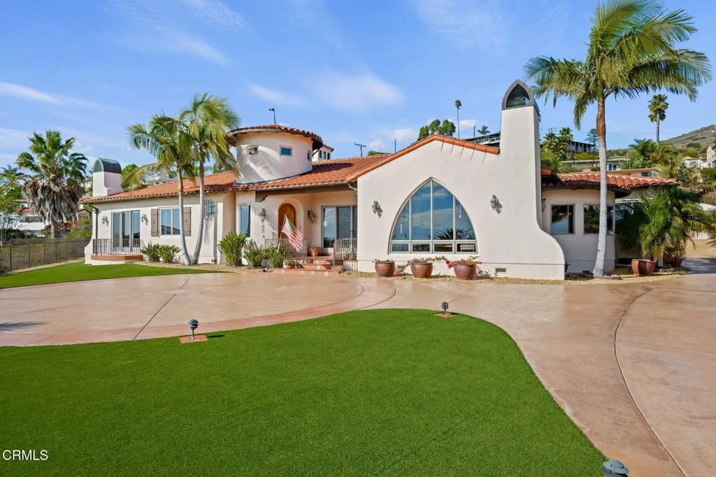325 N Catalina Street, Ventura, California 93001 home-pic-2