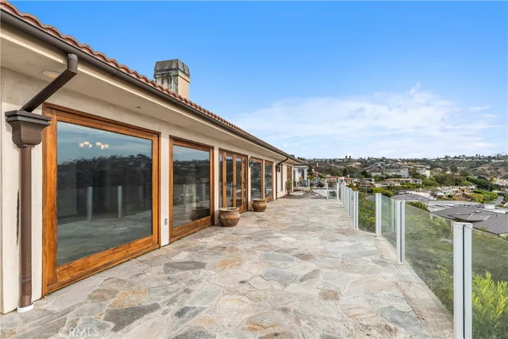 1534 Skyline Drive, Laguna Beach, California 92651