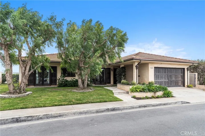 1534 Skyline Drive, Laguna Beach, California 92651