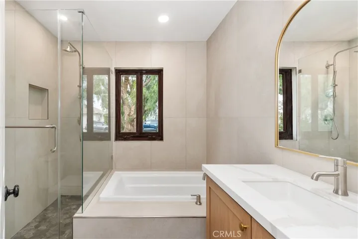 1534 Skyline Drive, Laguna Beach, California 92651