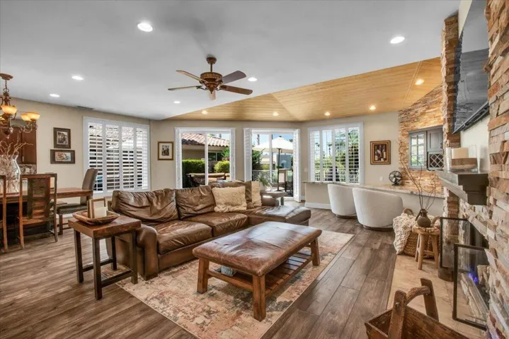 GREAT ROOM