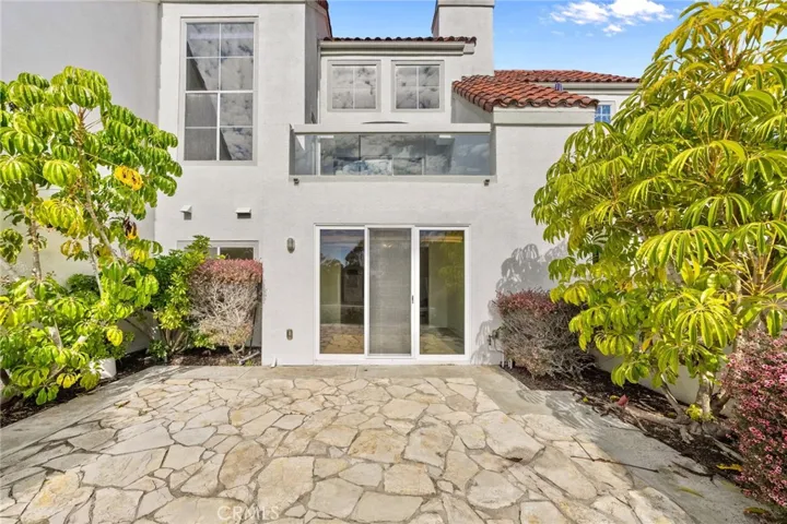 22 Logo Vista, Dana Point, California 92629