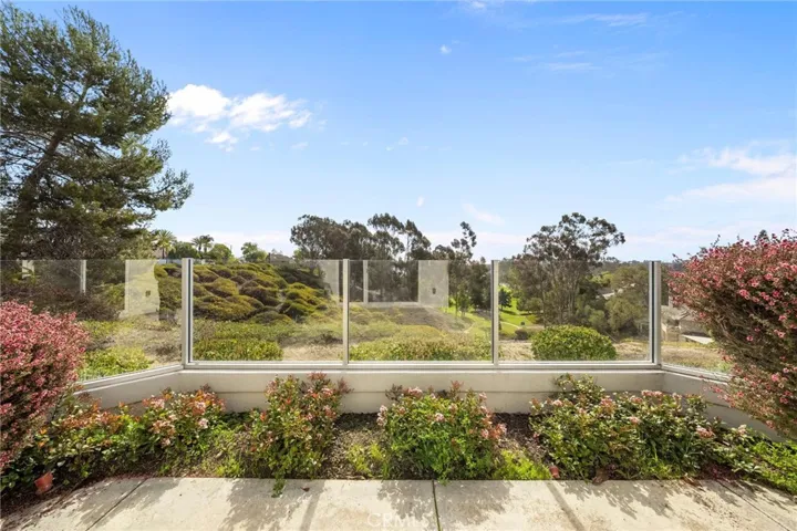 22 Logo Vista, Dana Point, California 92629