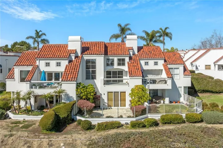 22 Logo Vista, Dana Point, California 92629