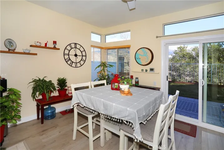 Breakfast nook with a sunny view outside!