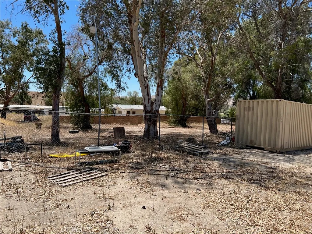 15840 Sierra Highway, Canyon Country, California 91390 home-pic-16