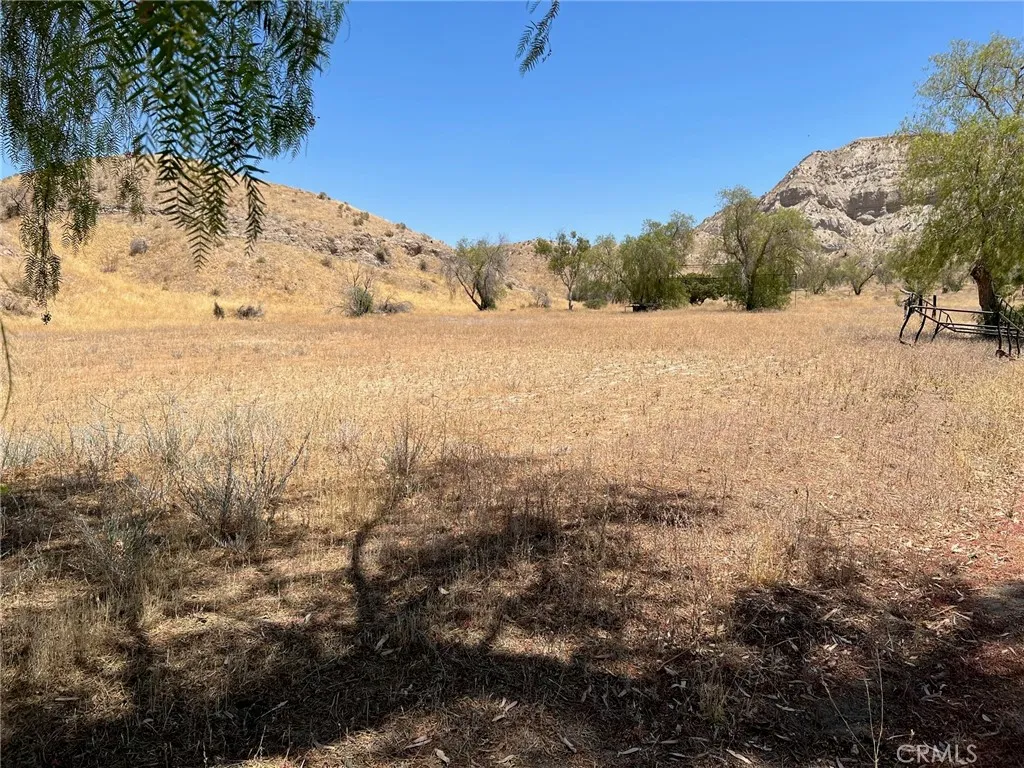 15840 Sierra Highway, Canyon Country, California 91390 home-pic-12