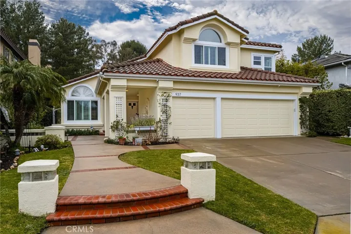 937 S Barton Court, Anaheim Hills, California 92808