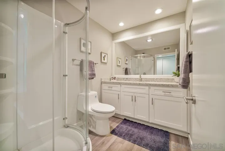 17637 Pomerado Rd 123, San Diego, California 92128