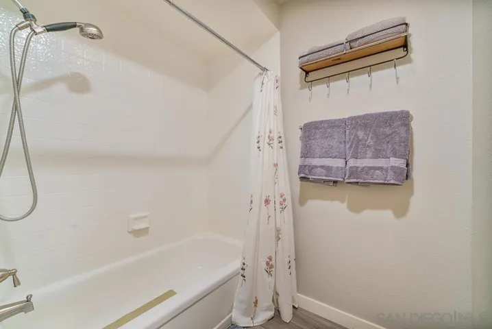 17637 Pomerado Rd 123, San Diego, California 92128