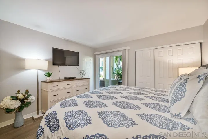 17637 Pomerado Rd 123, San Diego, California 92128