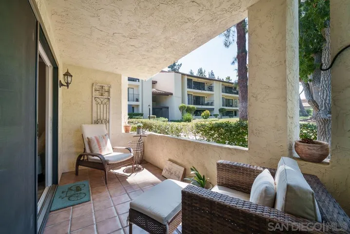 17637 Pomerado Rd 123, San Diego, California 92128