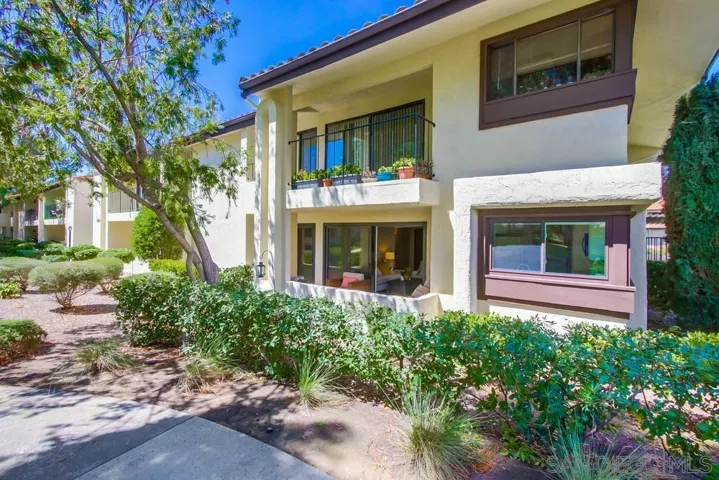 17637 Pomerado Rd 123, San Diego, California 92128