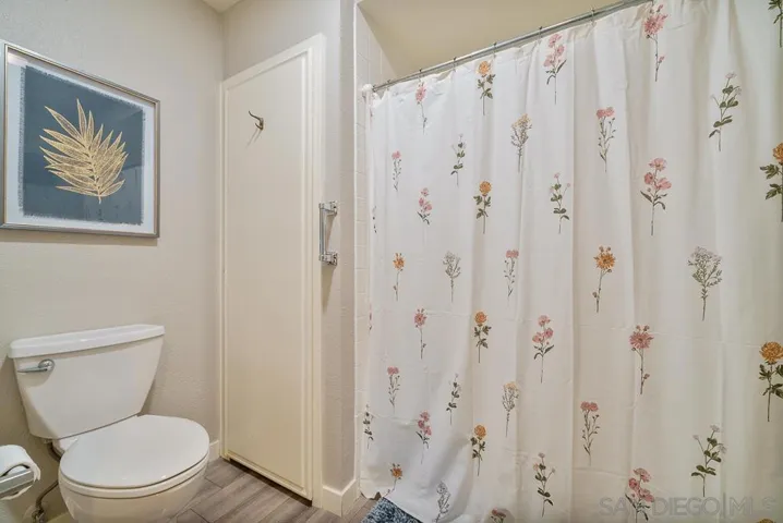 17637 Pomerado Rd 123, San Diego, California 92128