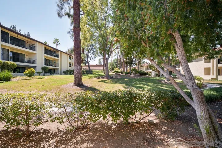 17637 Pomerado Rd 123, San Diego, California 92128