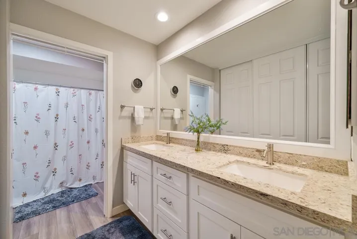 17637 Pomerado Rd 123, San Diego, California 92128