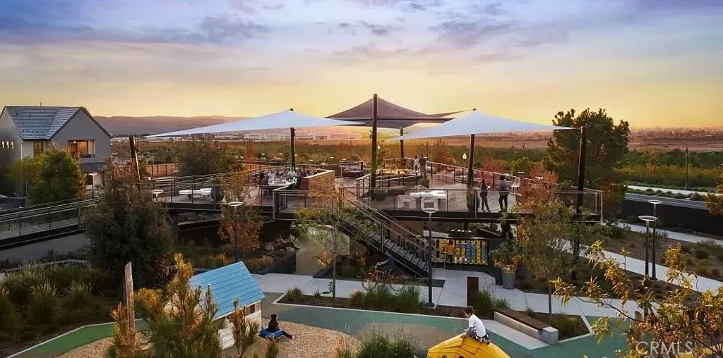 249 Chorus, Irvine, California 92618 home-pic-25