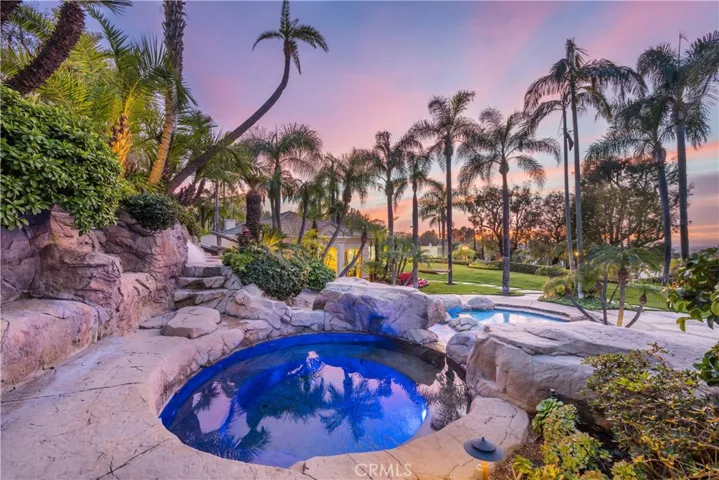 5080 E Copa De Oro Drive, Anaheim Hills, California 92807