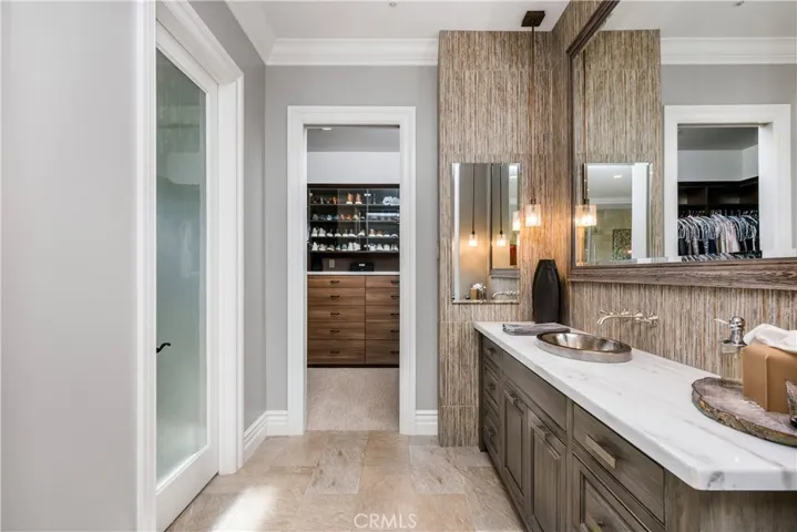 5080 E Copa De Oro Drive, Anaheim Hills, California 92807