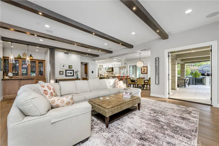 5080 E Copa De Oro Drive, Anaheim Hills, California 92807