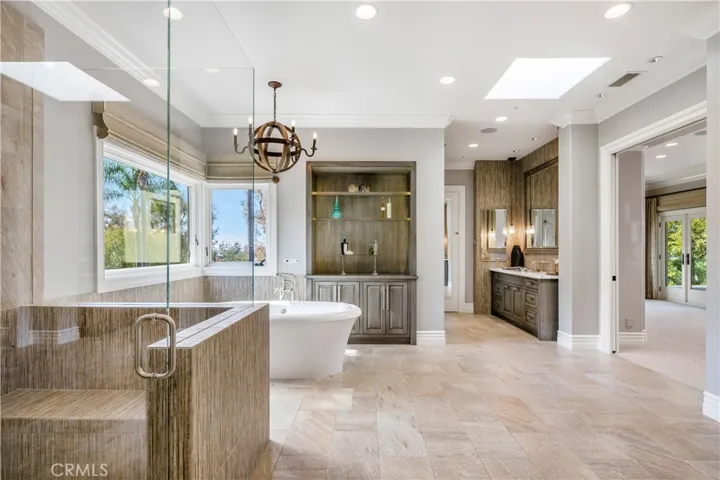 5080 E Copa De Oro Drive, Anaheim Hills, California 92807