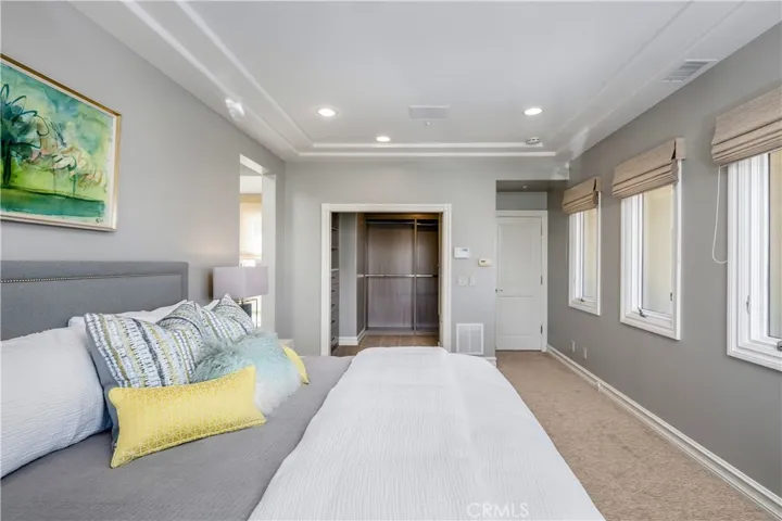 5080 E Copa De Oro Drive, Anaheim Hills, California 92807