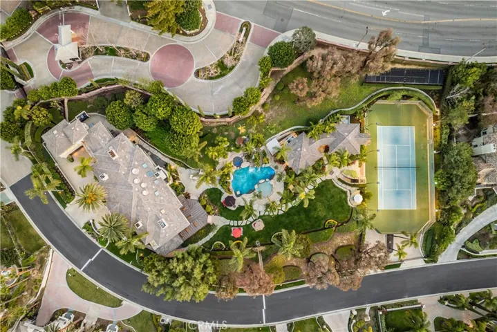 5080 E Copa De Oro Drive, Anaheim Hills, California 92807