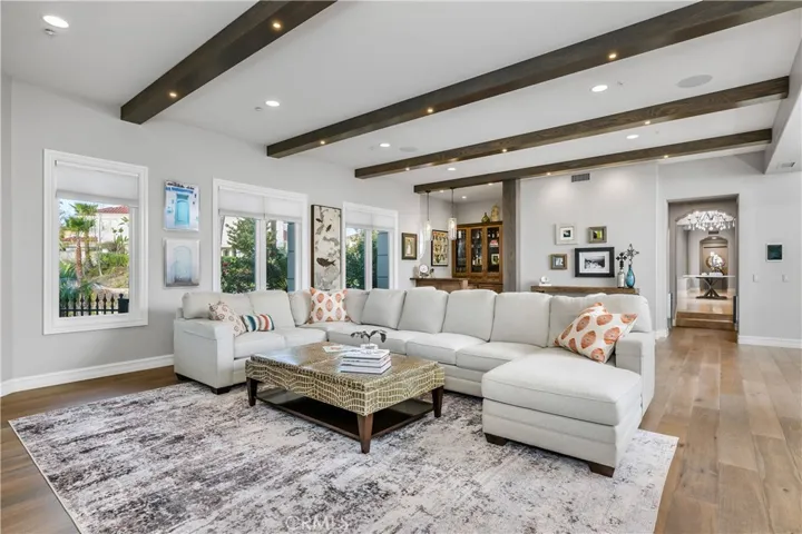 5080 E Copa De Oro Drive, Anaheim Hills, California 92807
