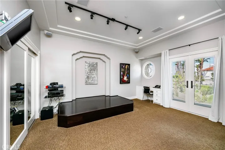 5080 E Copa De Oro Drive, Anaheim Hills, California 92807