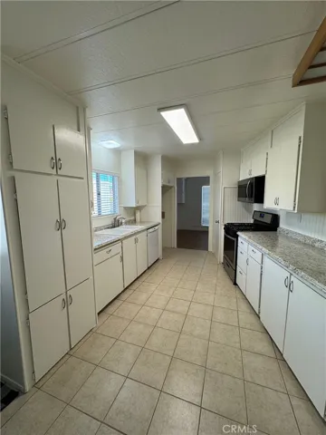 38441 Via Escarlata, Murrieta, California 92563