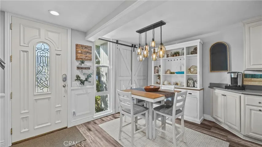 Entry Way / Eating Area