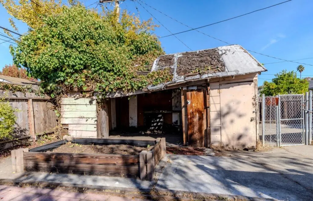 1024 Springfield Drive, San Carlos, California 94070 home-pic-35