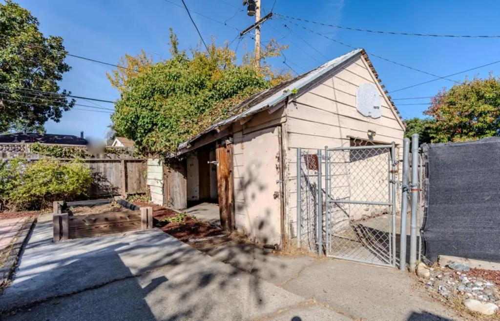 1024 Springfield Drive, San Carlos, California 94070 home-pic-34