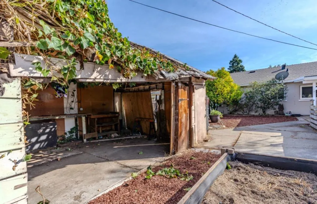 1024 Springfield Drive, San Carlos, California 94070 home-pic-31