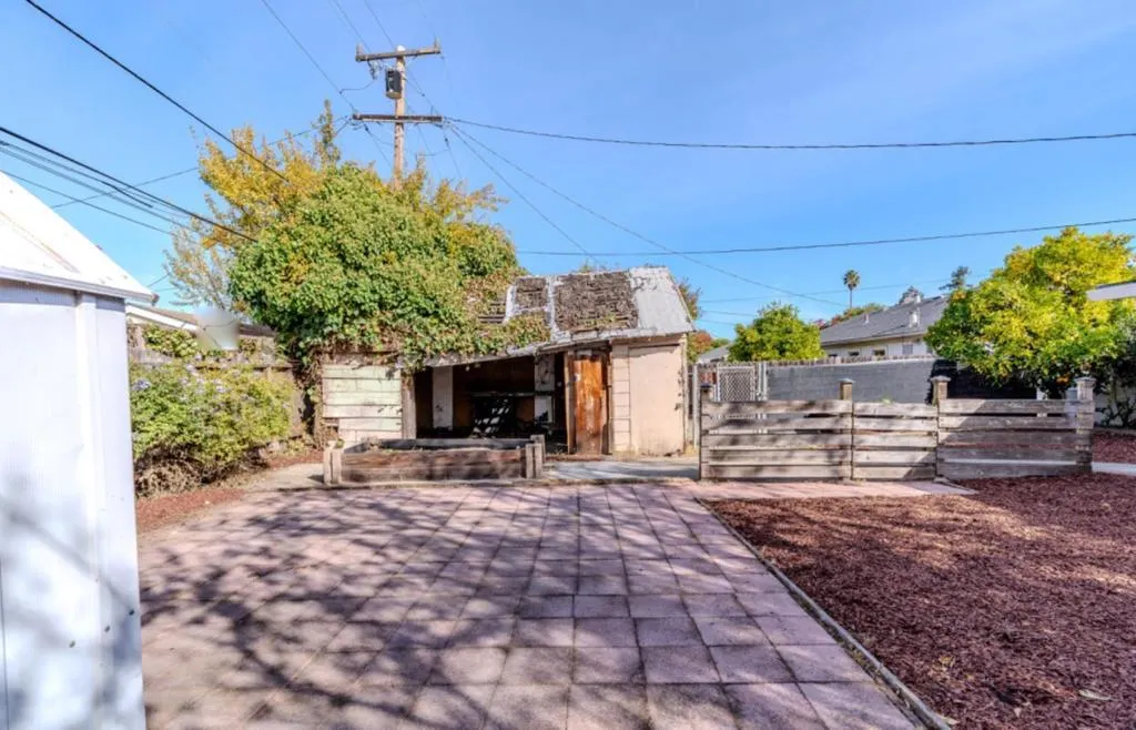 1024 Springfield Drive, San Carlos, California 94070 home-pic-27