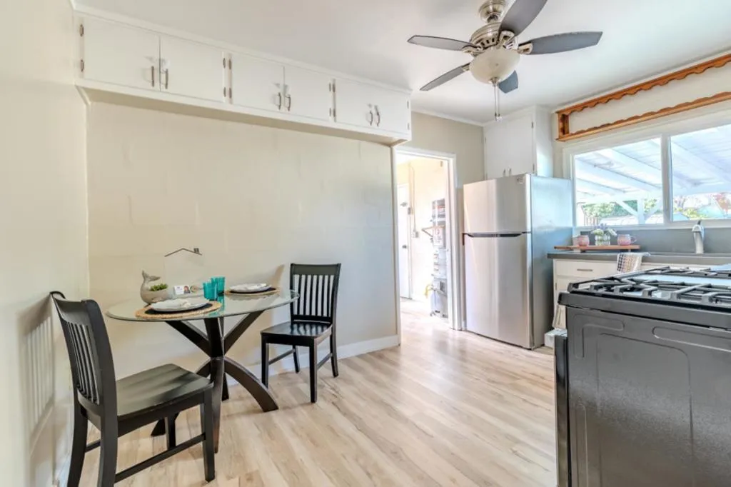 1024 Springfield Drive, San Carlos, California 94070 home-pic-12