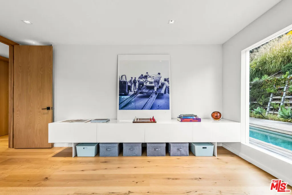 354 Amalfi Drive, Santa Monica, California 90402 home-pic-33