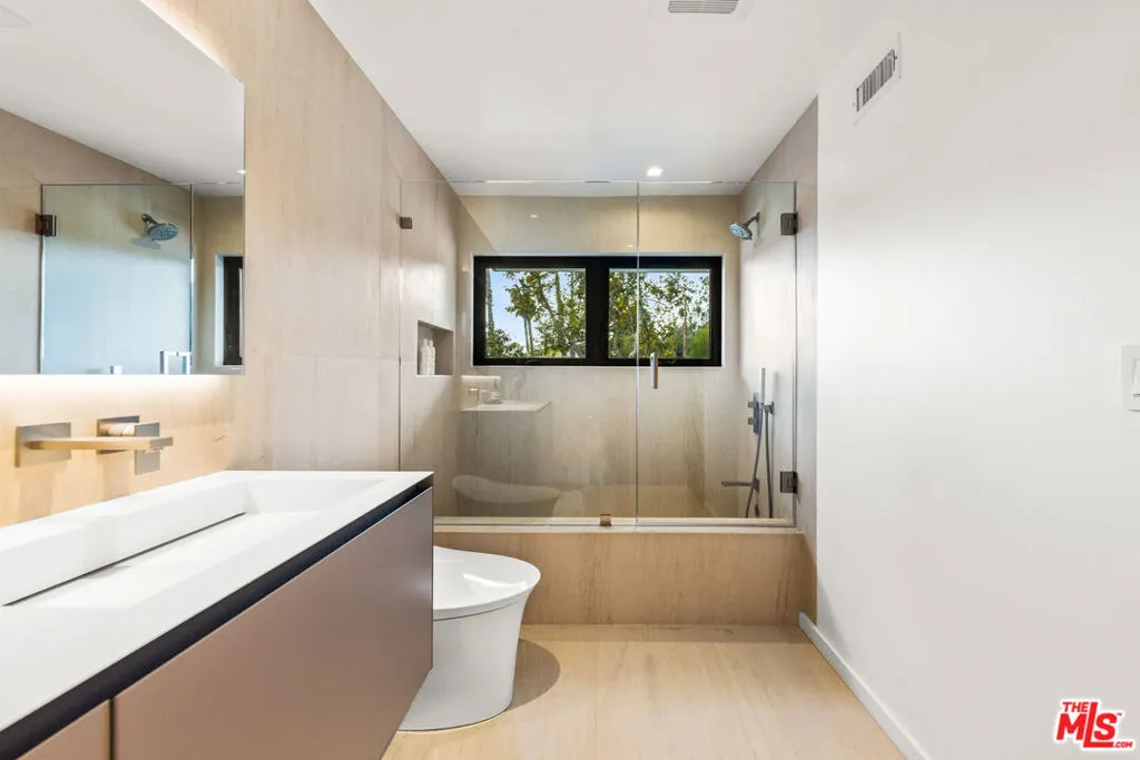 354 Amalfi Drive, Santa Monica, California 90402 home-pic-37