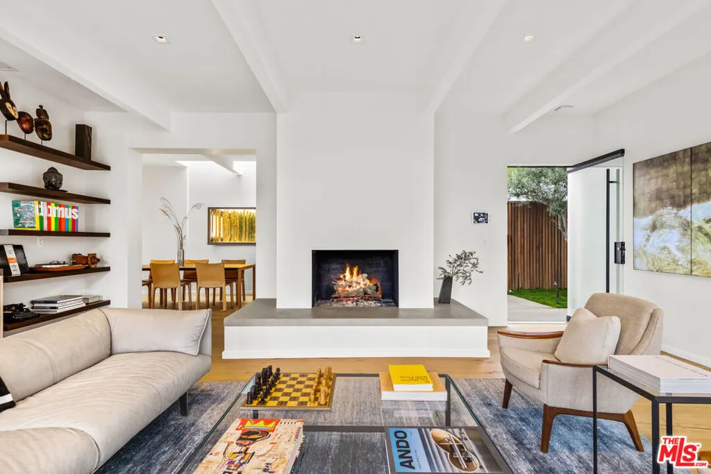 354 Amalfi Drive, Santa Monica, California 90402 home-pic-4